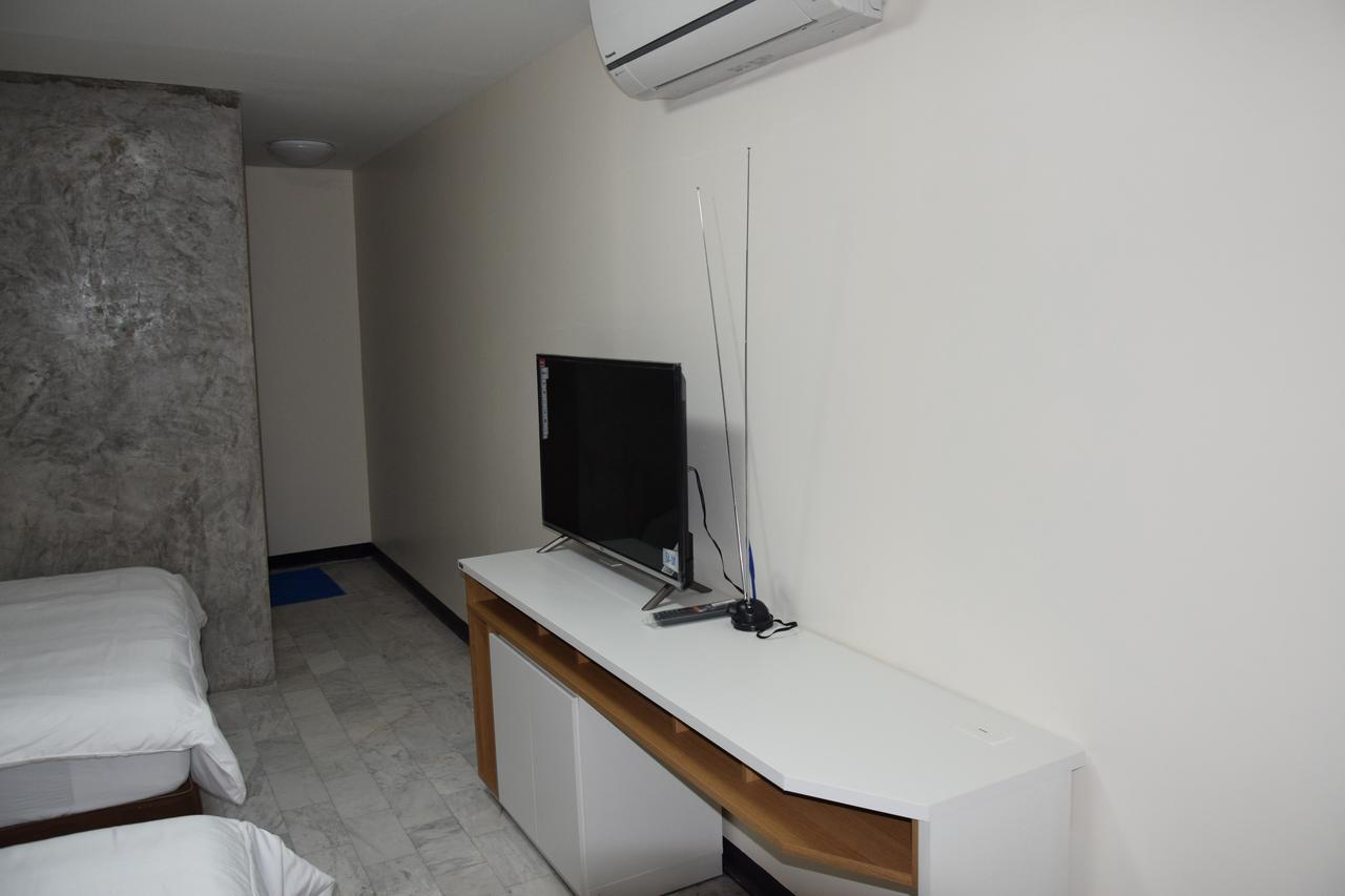 Like Home Bangkok Exterior photo